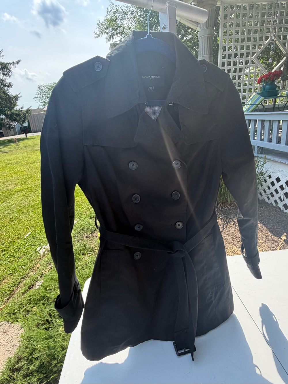 Banana Republic Mid Length Belted Trench / Rain Jacket Coat Black medium Petite